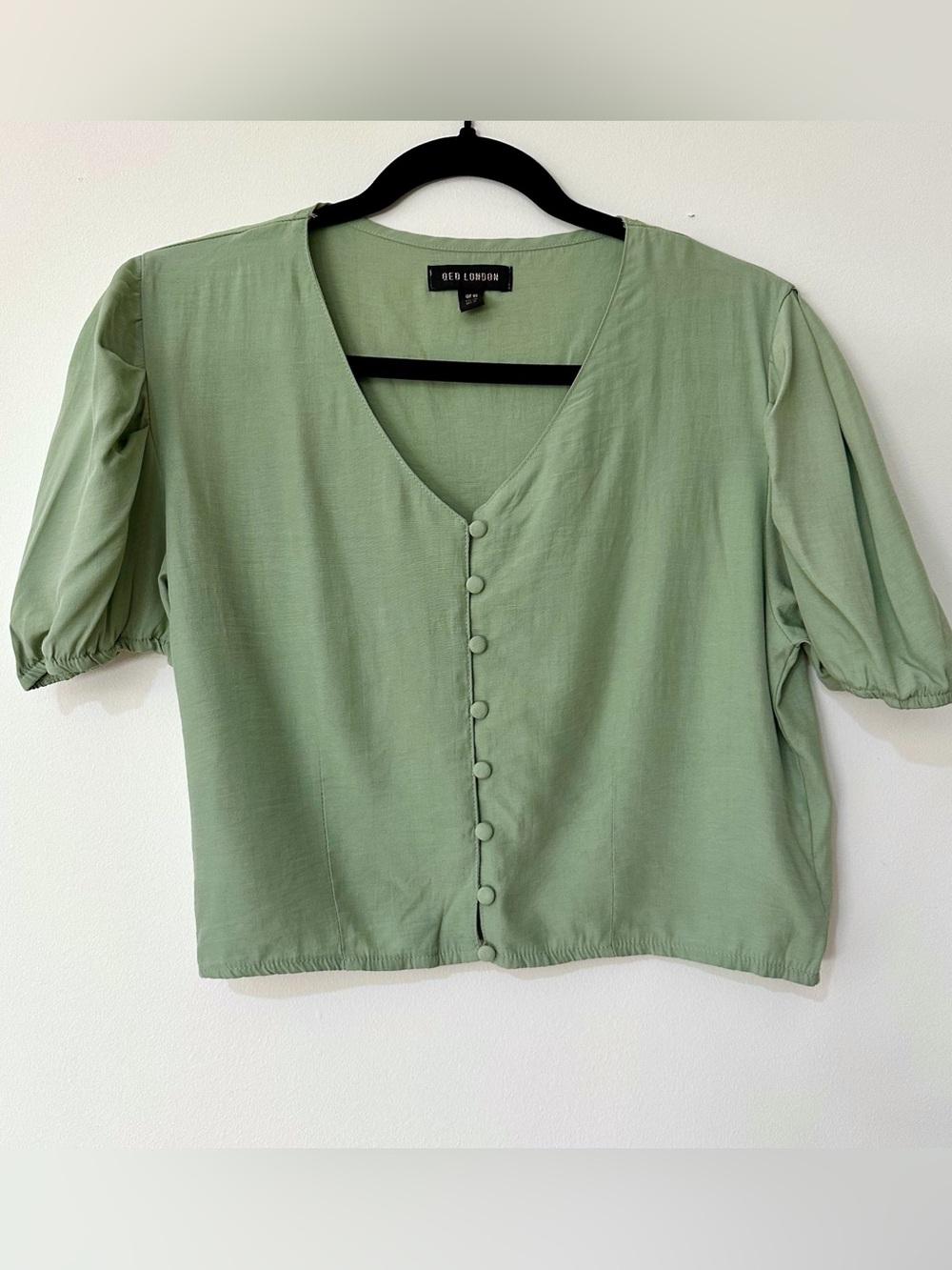 QED London Mint Green Crop Top Size 6